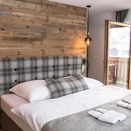 Soho Mountain Gmbh *